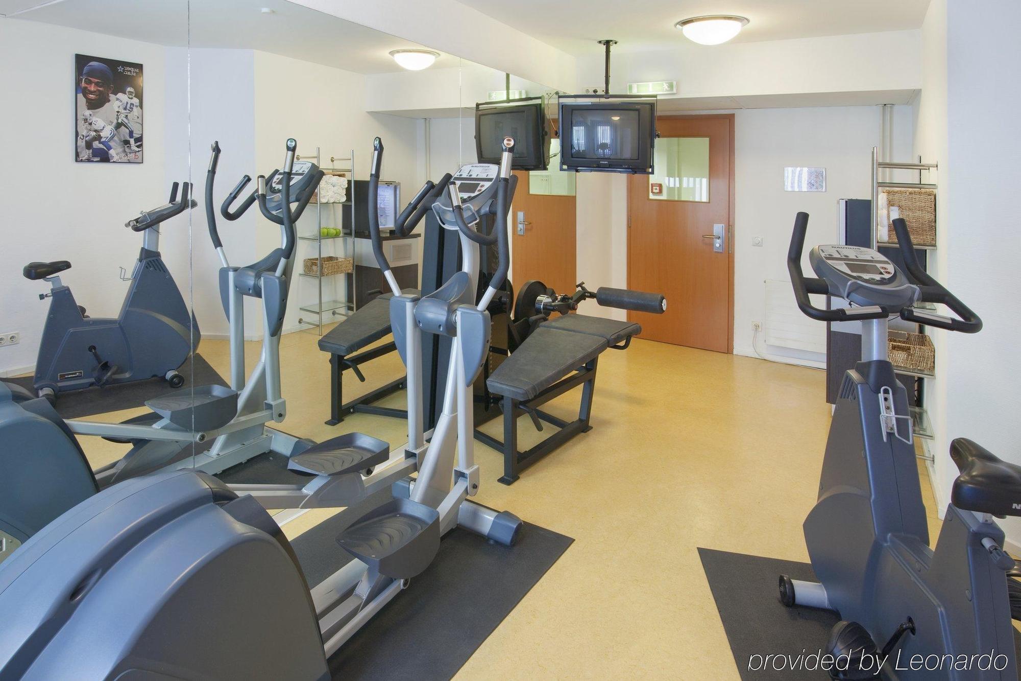 Holiday Inn Berlin City Center East Prenzlauer Berg By Ihg Kemudahan gambar