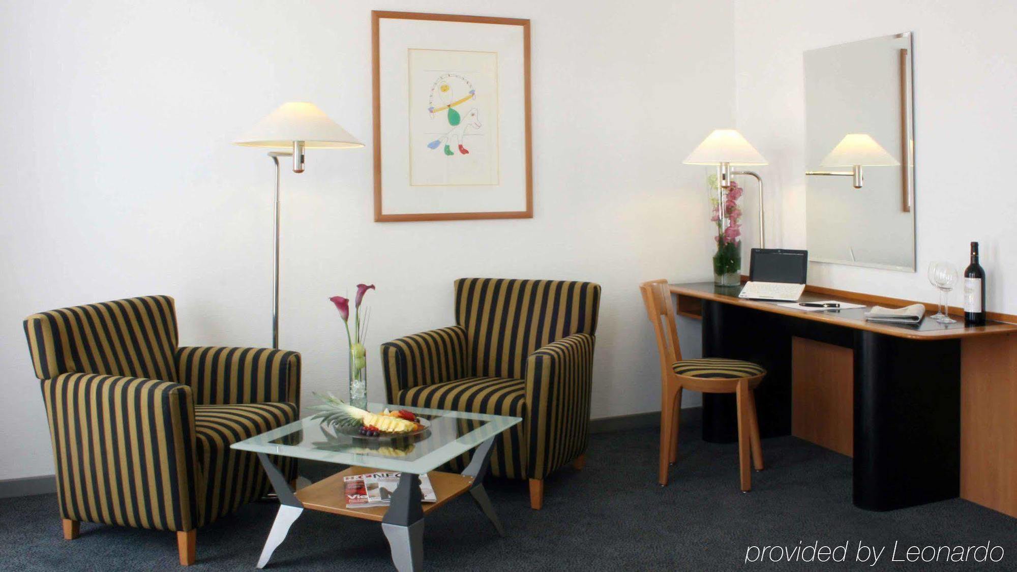 Holiday Inn Berlin City Center East Prenzlauer Berg By Ihg Luaran gambar