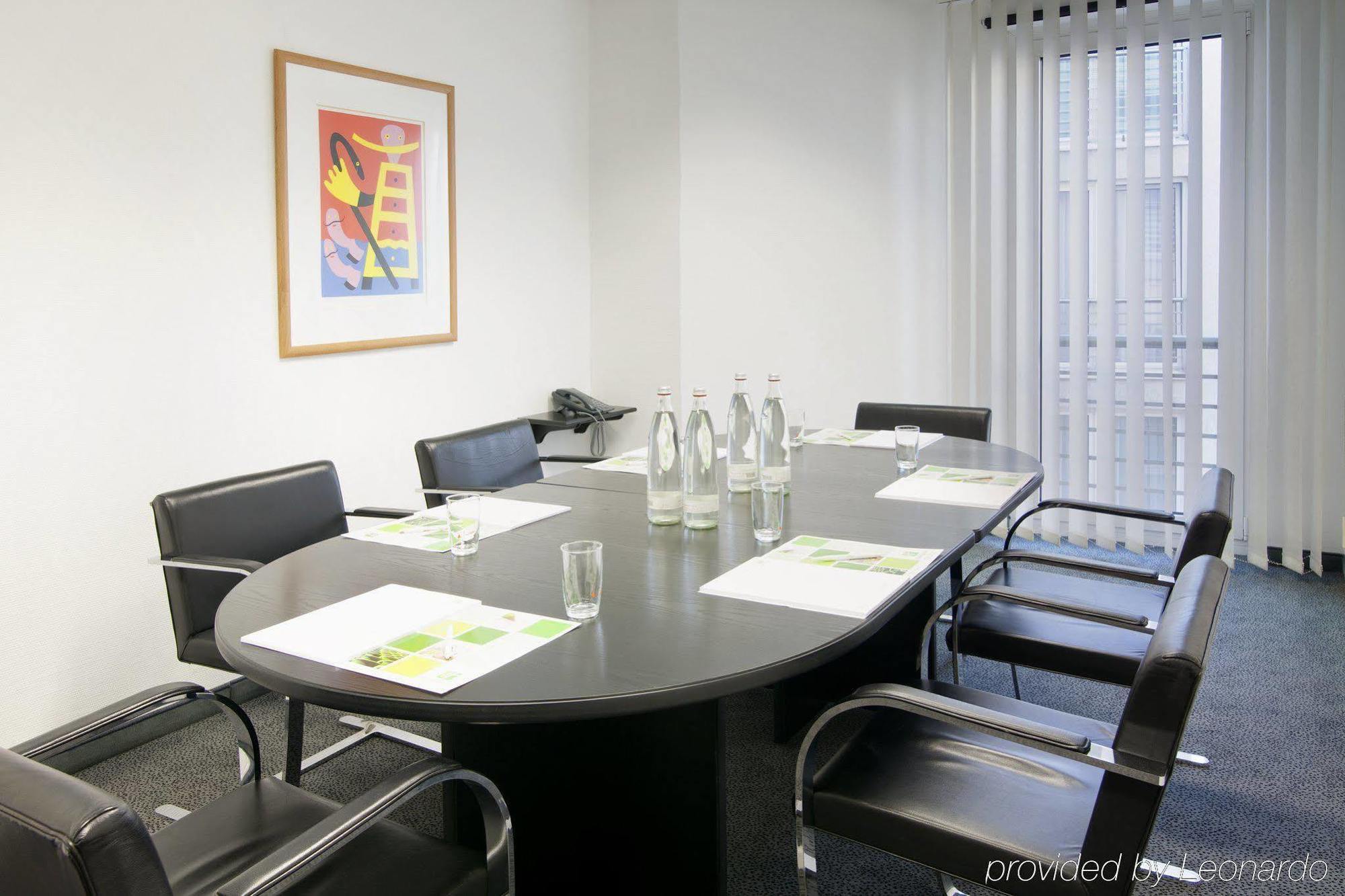 Holiday Inn Berlin City Center East Prenzlauer Berg By Ihg Kemudahan gambar