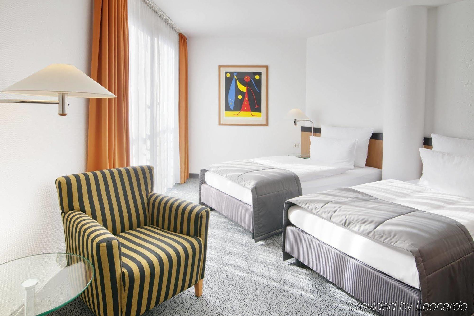 Holiday Inn Berlin City Center East Prenzlauer Berg By Ihg Bilik gambar